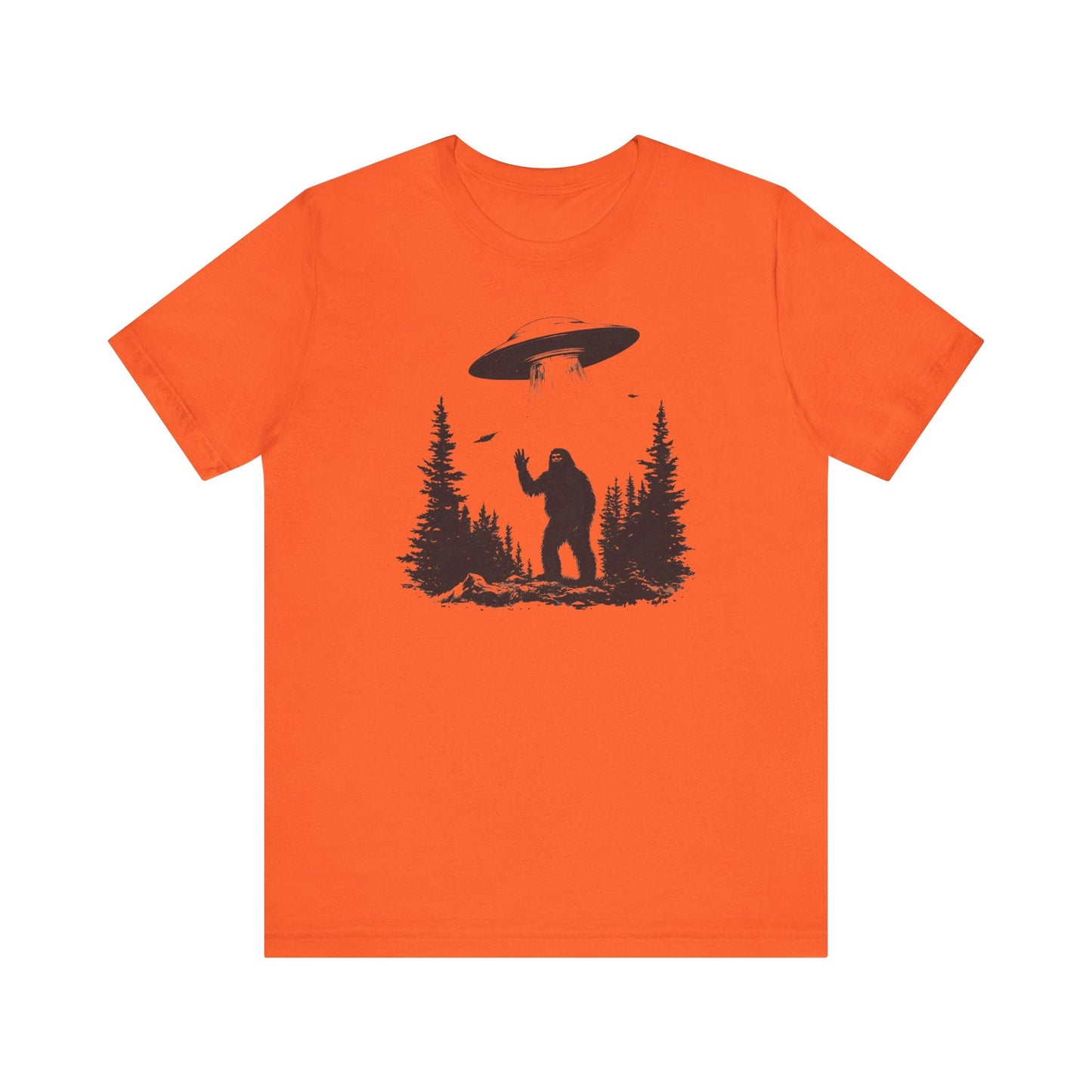 Bigfoot UFO Encounter T-Shirt Funny Alien Design