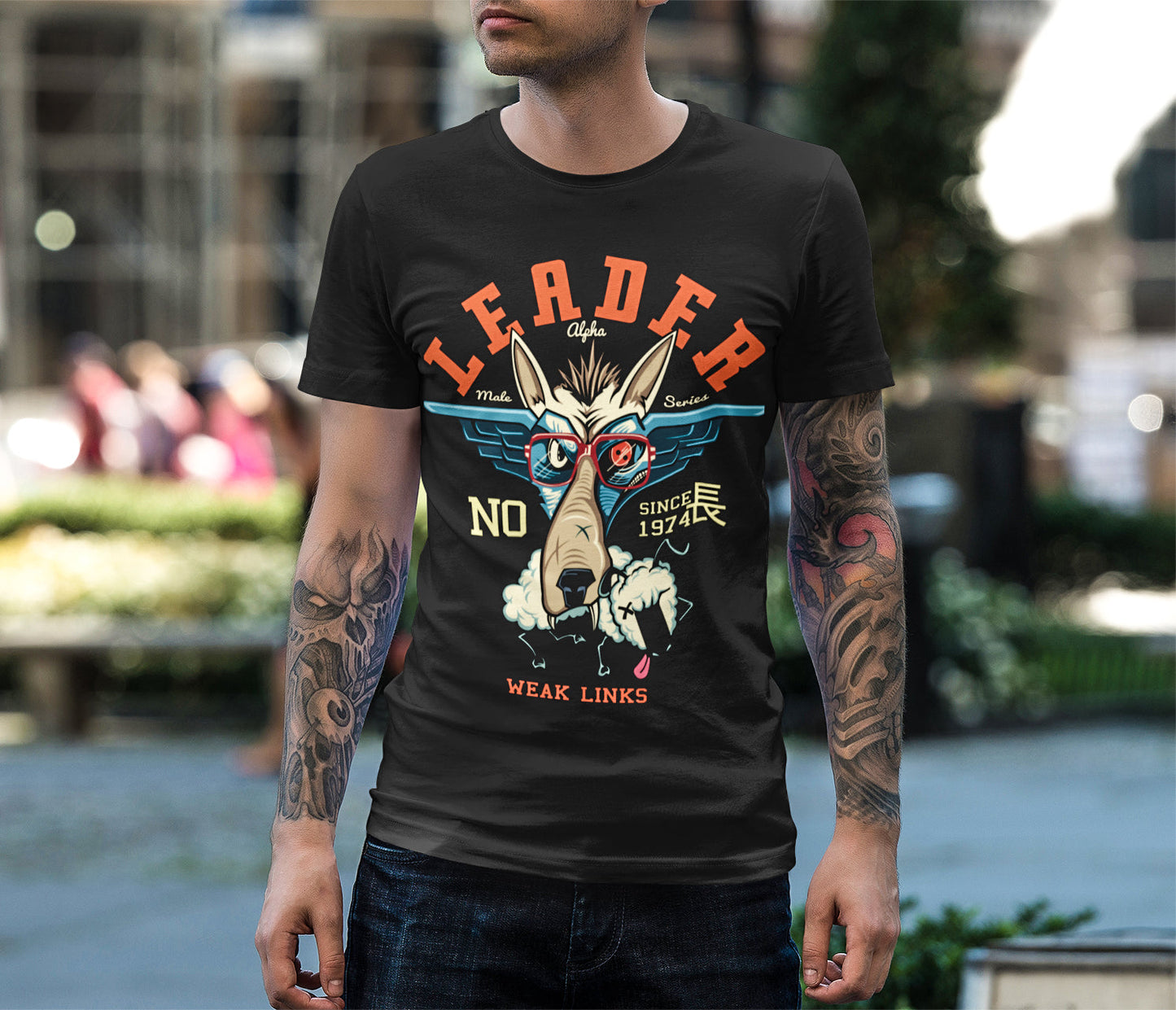 "Leader Retro Blk" Tee