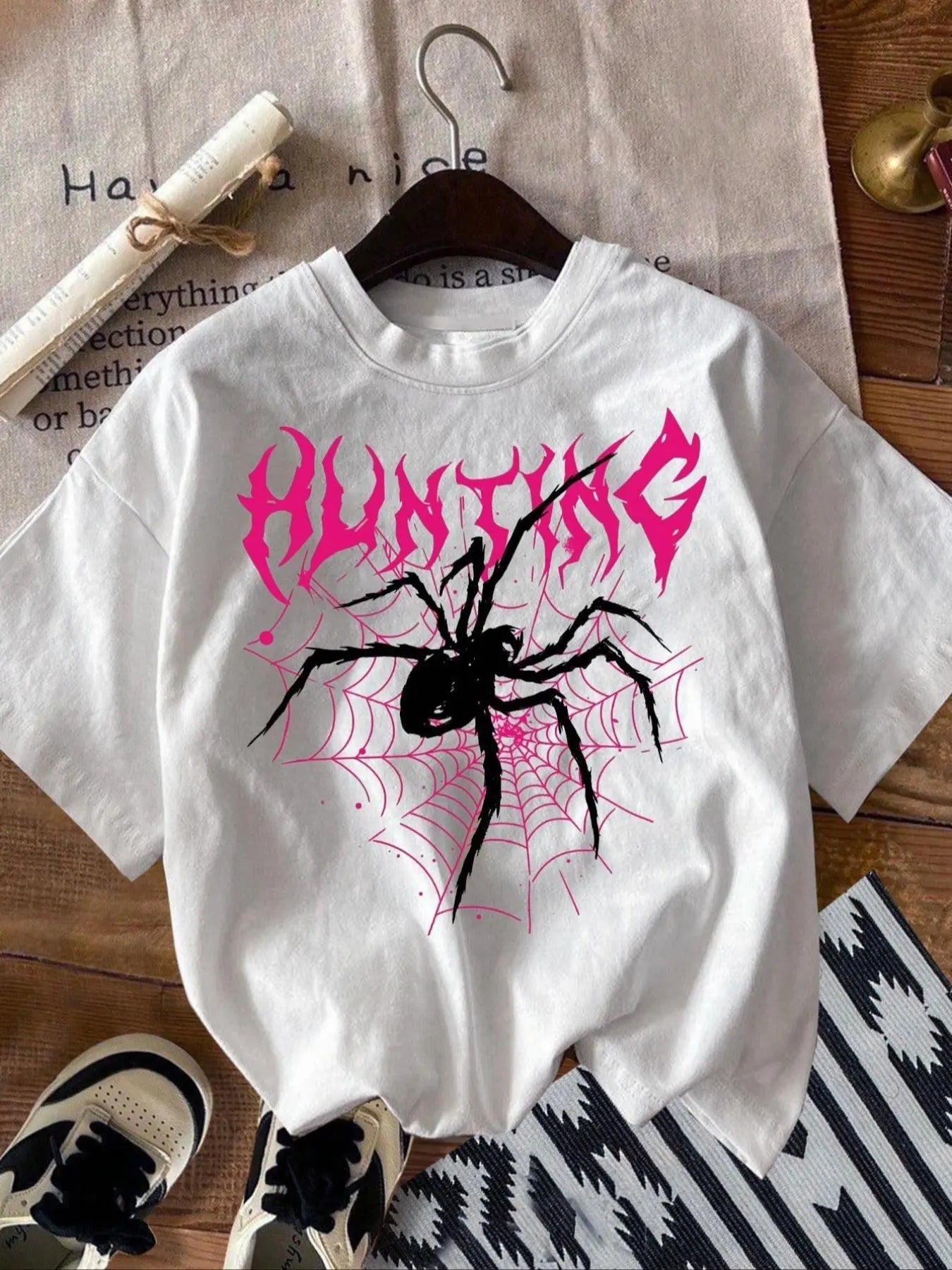 Women's Spider Web & Letter Print Tee, Punk Fashion Drop Shoulder T-shirt for Daily Holiday Vacation Outdoor Wear, Ladies Clothes for Summer
