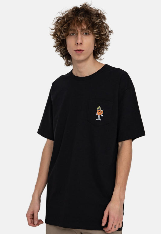 Off The Wall Graphic Pocket T-Shirt Style001