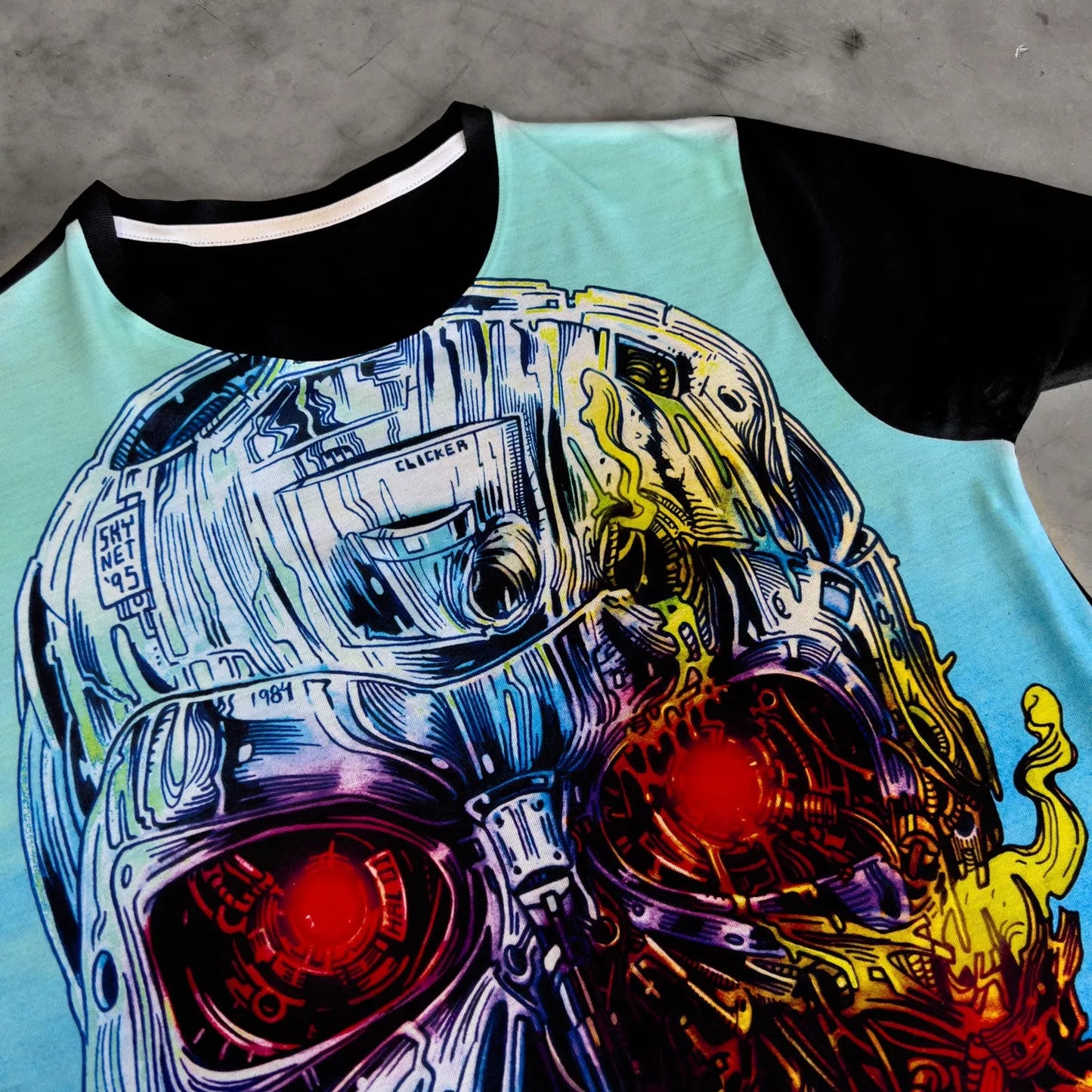 Terminator Skull Artwork Mens Panel T Shirt